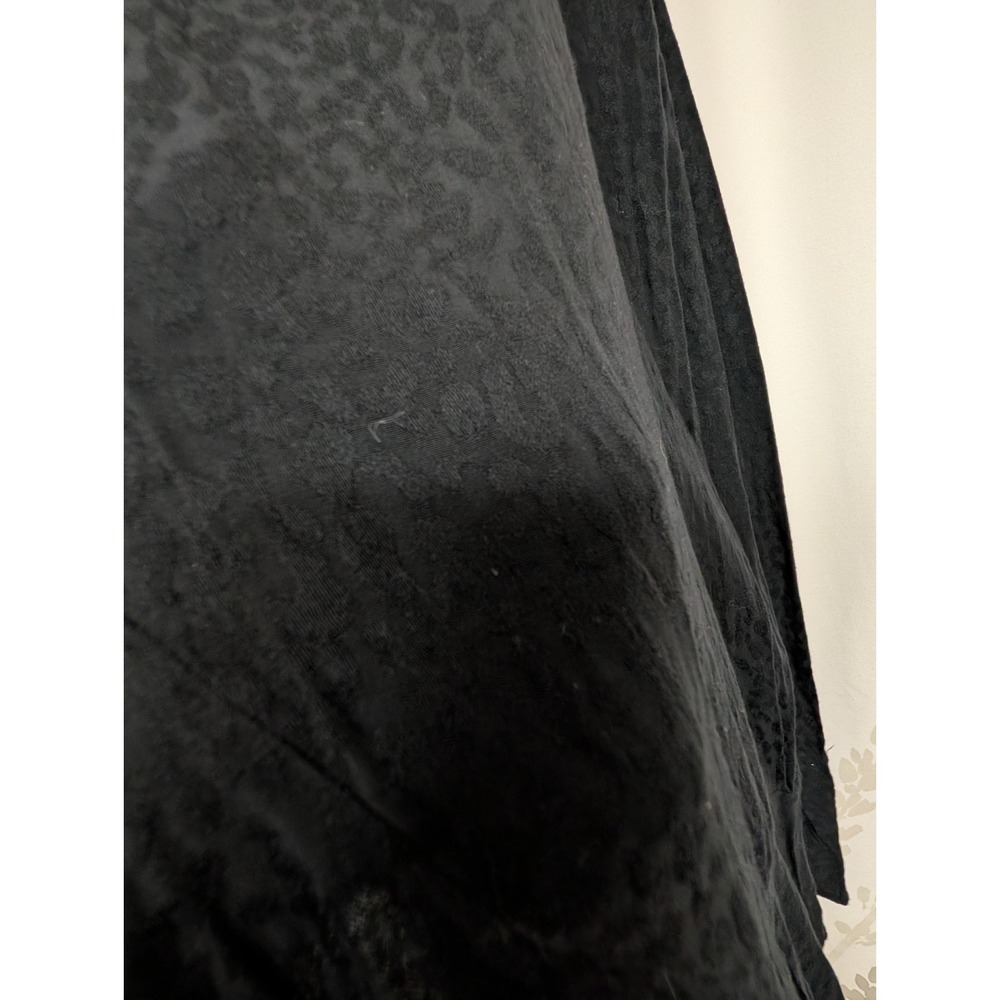 ILLA ILLA Black Leopard Print Maxi Skirt In Medium - Picture 3 of 5